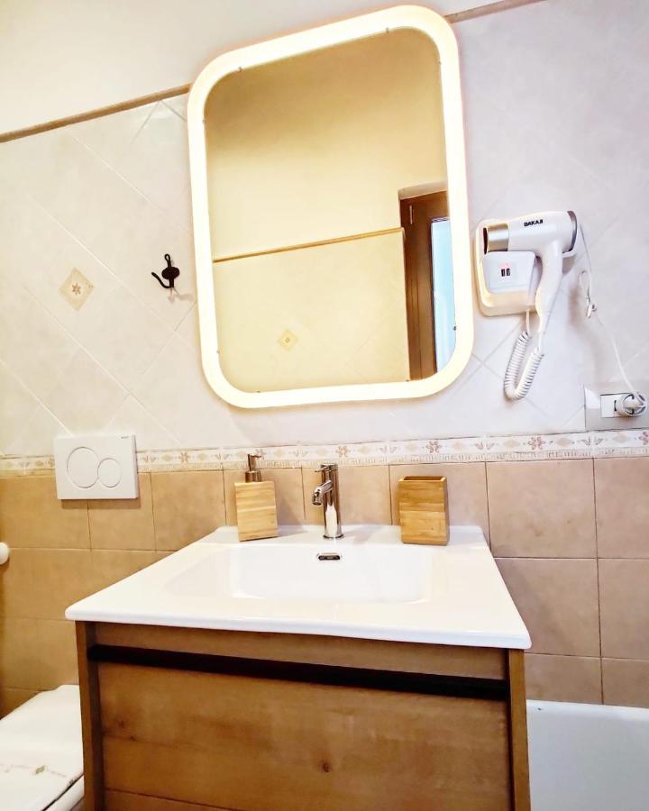 C'Era Una Volta Apartments Полиняно а Маре Екстериор снимка